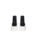 Alexander McQueen Elegante Lederstiefel in zeitlosem Schwarz