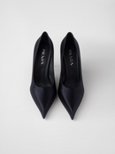 Prada Blaue Satin-Pumps