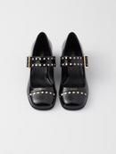 Prada Mary Jane Pumps aus schwarzem Lackleder