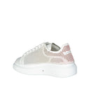 Alexander McQueen Übergroße gepunktete Cut-Out-Sneakers