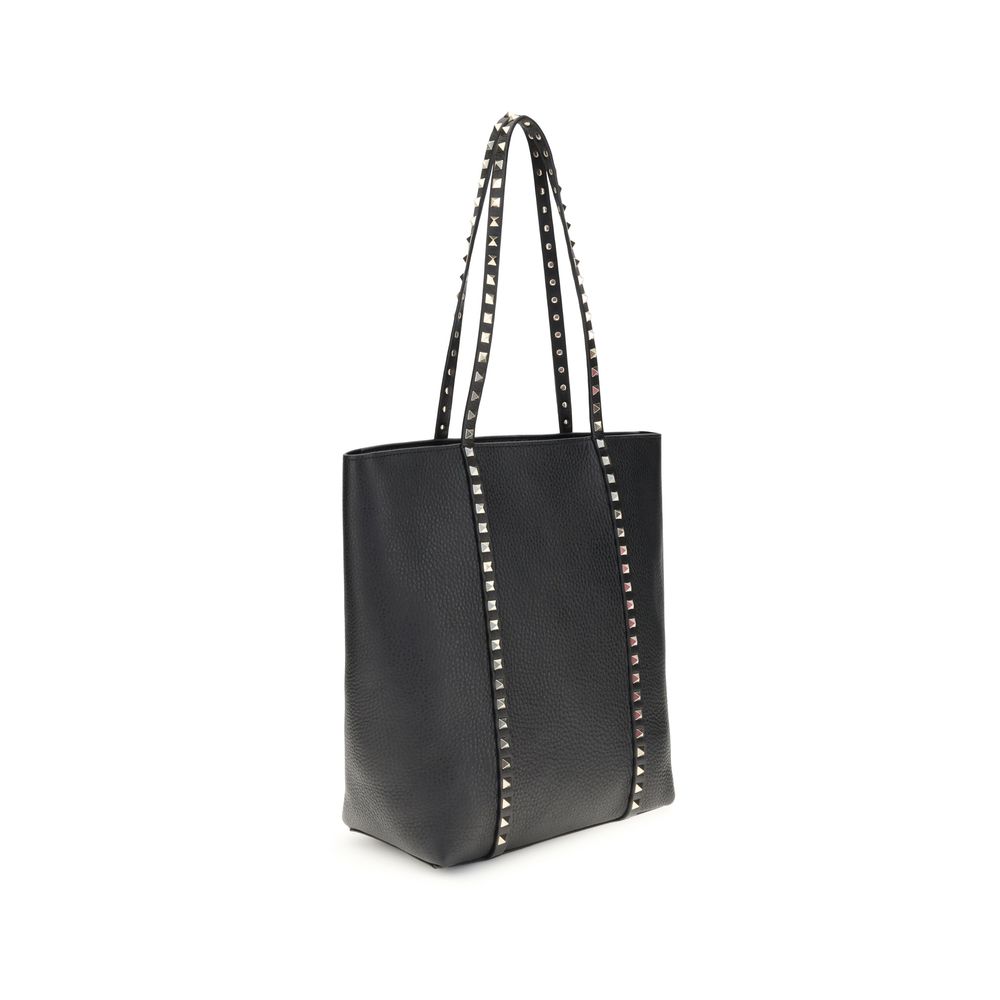 Valentino Garavani shoulder bag in black calfskin leather, Bos Taurus