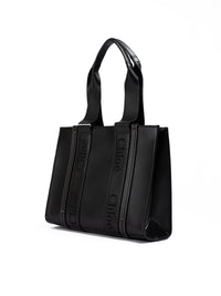 Chloé Schwarze Ledertasche mit gesticktem Woody-Logo (Medium Tote Bag)