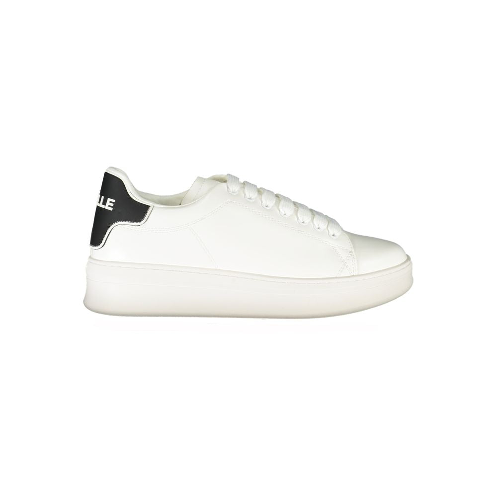 Gaelle Paris Sneaker aus weißem Polyethylen