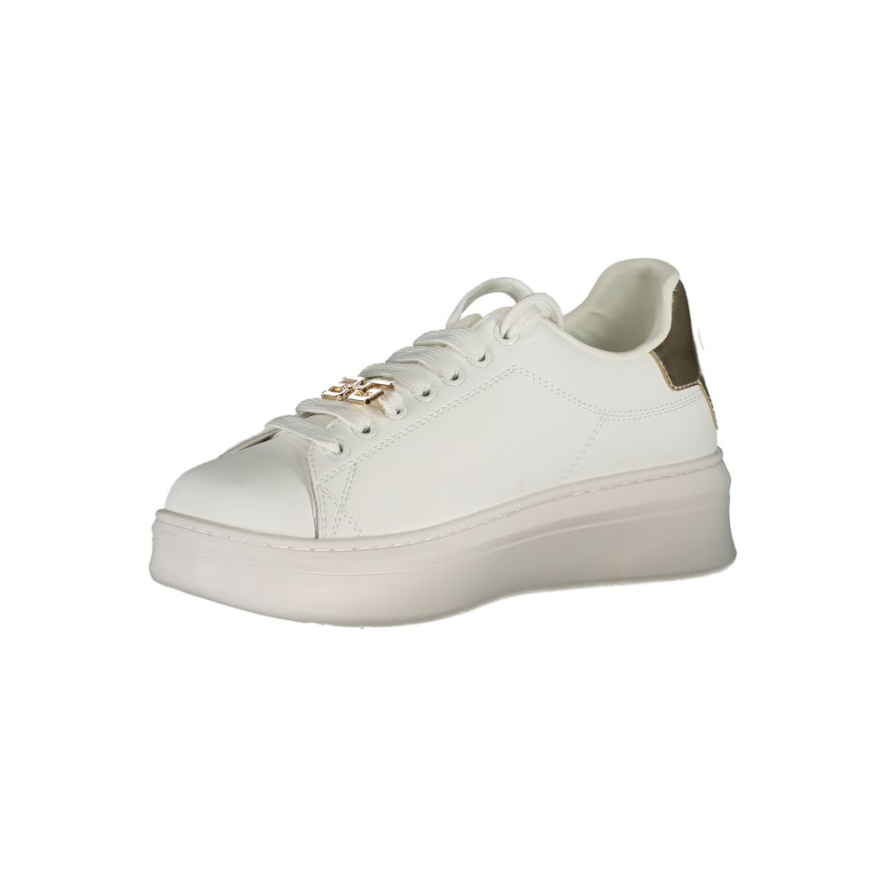 Gaelle Paris sneakers made of white polyethylene