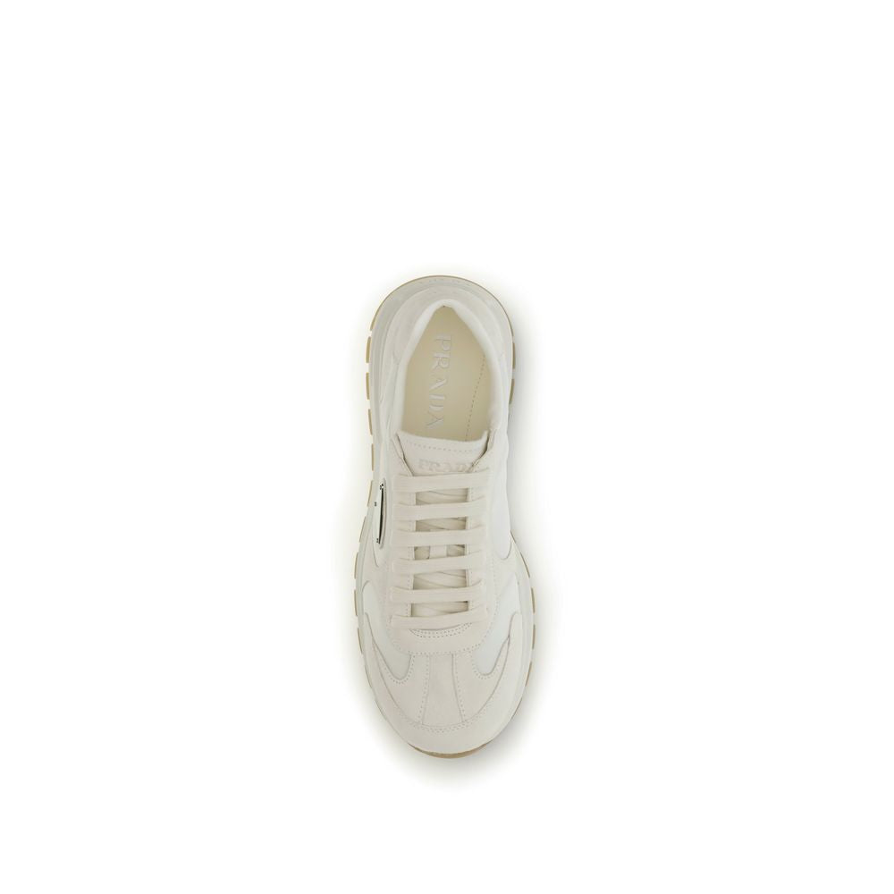 Prada Sneaker aus recyceltem Polyamid in Creme