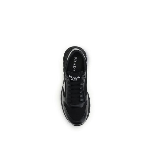 Prada Schwarze Sneaker aus recyceltem Polyamid