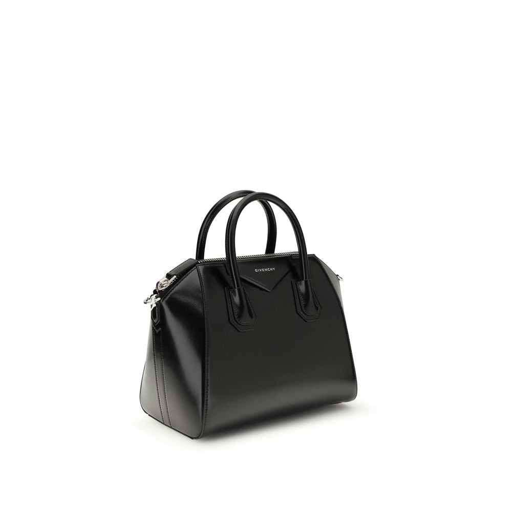 Givenchy Schwarze Kalbsleder-Bos-Taurus-Handtasche